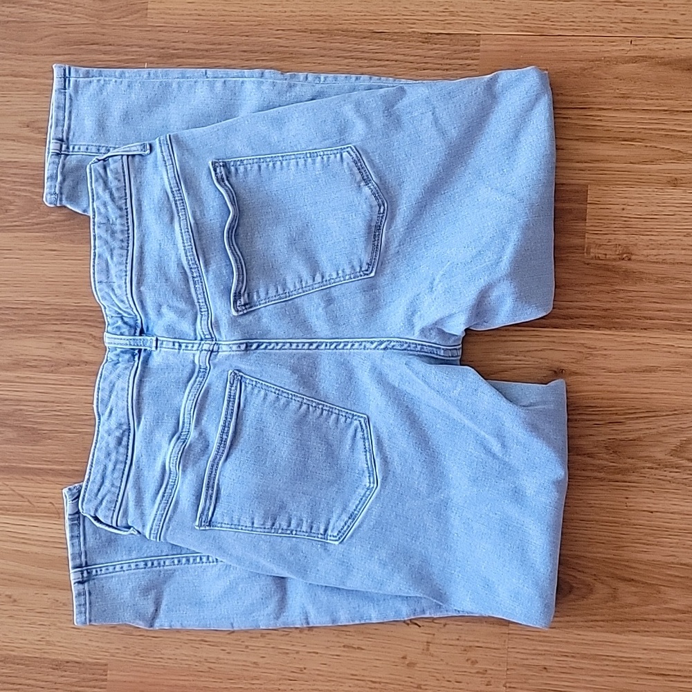 Universal Thread Jeans - Picture 2 of 4
